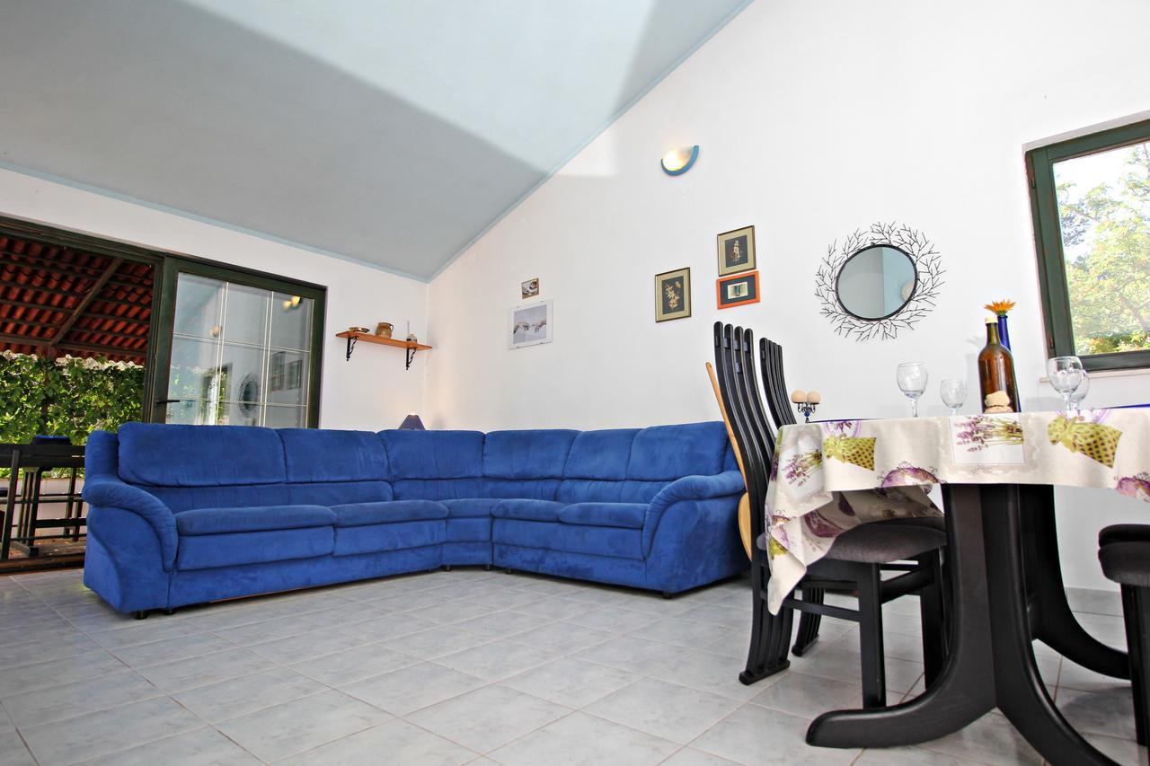 Guest House Beverin Сали Екстер'єр фото