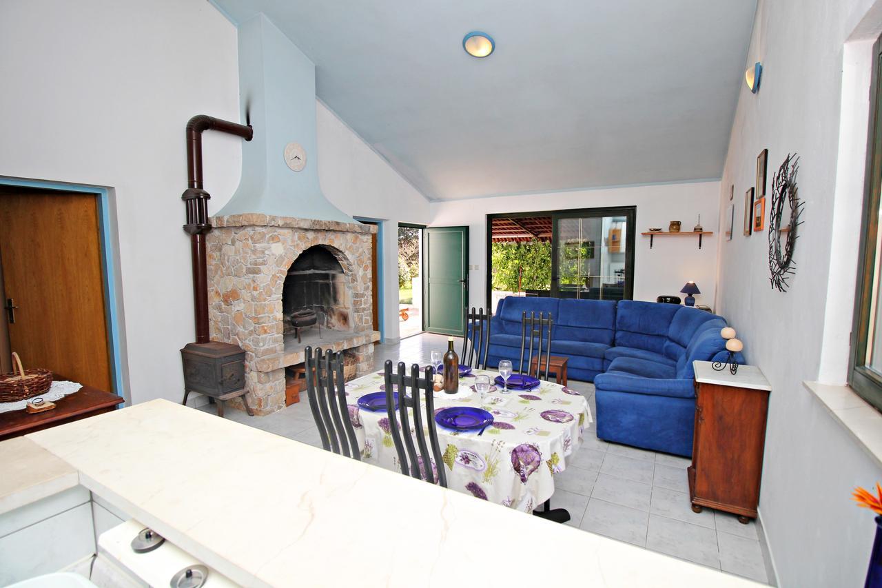 Guest House Beverin Сали Екстер'єр фото