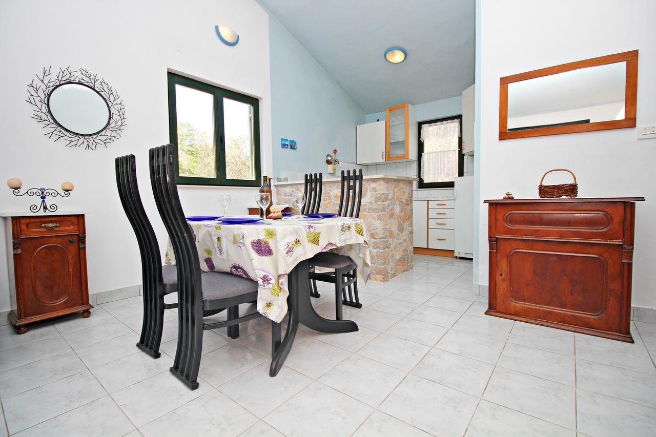 Guest House Beverin Сали Екстер'єр фото